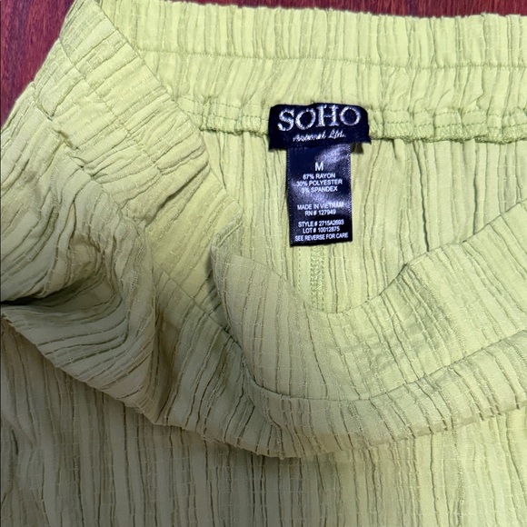 Soho Vibrant Green Midi Skirt - Picture 2 of 5